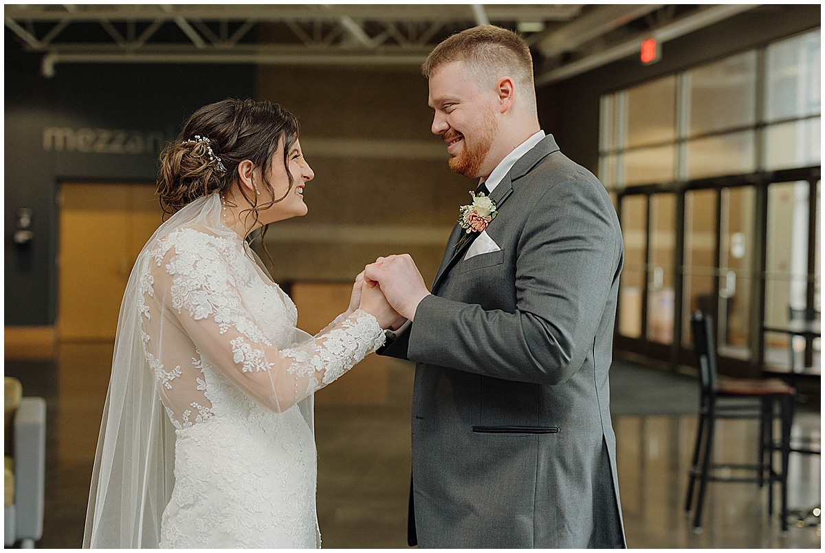 Kaitlin and Aarons Milwaukee wedding photos taken by Brittany Sue Photography